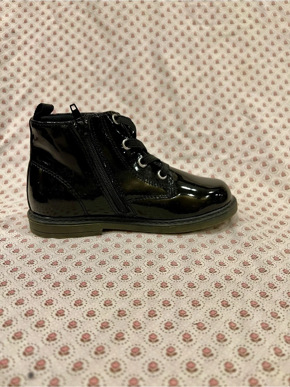 Harper Canyon Girl Black Patent Lace-Up Ankle Boots with Star & Heart Patches